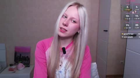  MY NAME IS AMILI WELCOME TO MY ROOM online show from May 12, 10:05 pm