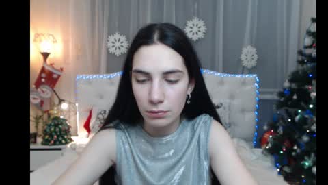 nikastarkk online show from December 21, 12:59 am