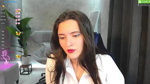 Snapshot of niki_cutes chatting on October 18, 1:30 am niki_cutes online show from October 18, 1:30 am