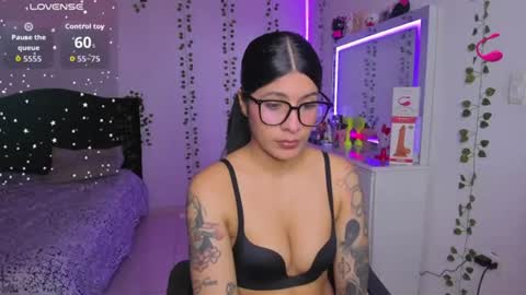 Niki online show from June 26, 1:18 am