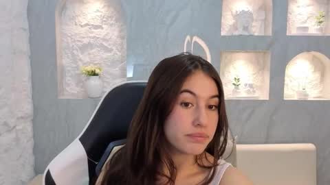 Online 2200 to 600 online show from December 4, 3:53 am