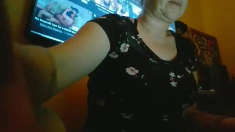 Nikkie online show from May 3, 2:59 am