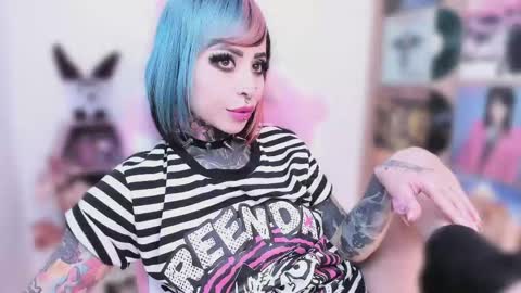 Nikki Ramone   online show from October 28, 10:25 pm