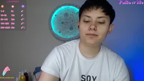 Snapshot of nikky_tomboy444 chatting on December 20, 1:22 pm Nikky online show from December 20, 1:22 pm