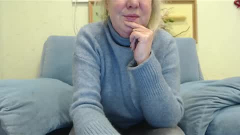 Snapshot of nikole111 chatting on February 27, 5:58 pm Nikole1 online show from February 27, 5:58 pm