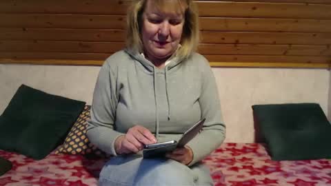 Snapshot of nikole111 chatting on January 19, 12:07 pm Nikole1 online show from January 19, 12:07 pm