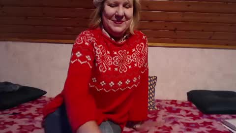 Snapshot of nikole111 chatting on December 31, 11:09 am Nikole1 online show from December 31, 11:09 am