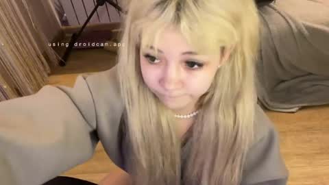 nikoli_naw online show from July 1, 9:03 pm