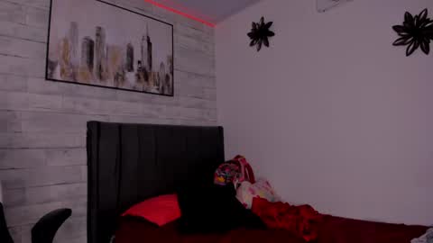 Snapshot of niky_lulo chatting on February 5, 5:20 am Niky online show from February 5, 5:20 am