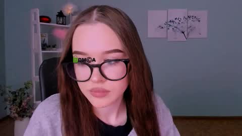 nila_eclipse online show from March 12, 9:45 am