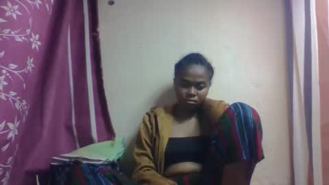 nilah online show from October 6, 6:45 pm