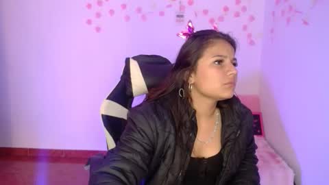 nina__777 online show from December 1, 11:25 am