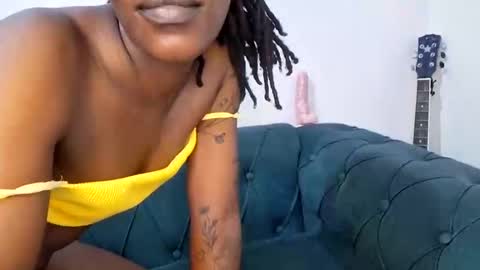 nina_bambi online show from October 23, 7:20 pm