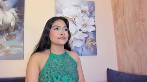 nina_kmay online show from May 3, 3:10 am