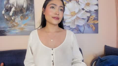 nina_kmay online show from May 1, 3:10 am