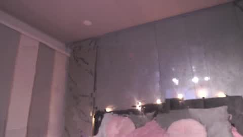 Angie online show from May 1, 3:43 am