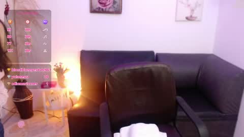 nina_petitte online show from April 28, 2:27 am