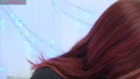 Ninaa fox online show from June 8, 3:35 pm