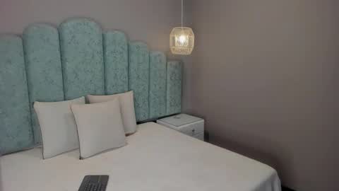 Nina  online show from February 4, 2:47 am