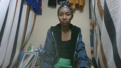 ninaeaa online show from January 18, 1:18 pm