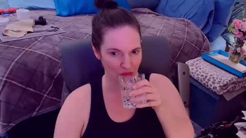 Snapshot of ninajaymes chatting on September 11, 10:21 pm Nina Jaymes online show from September 11, 10:21 pm