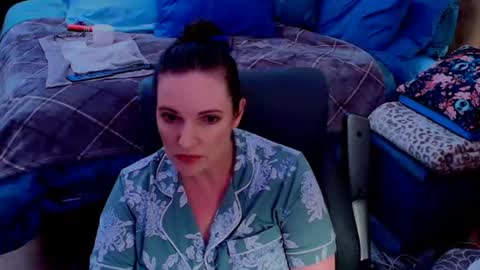 Nina Jaymes online show from July 5, 5:40 pm