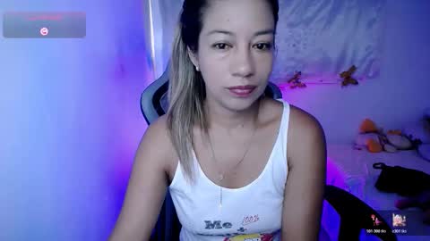 ninatinydoll1 online show from November 3, 12:42 pm