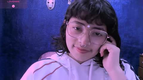 Nina online show from January 8, 3:49 pm