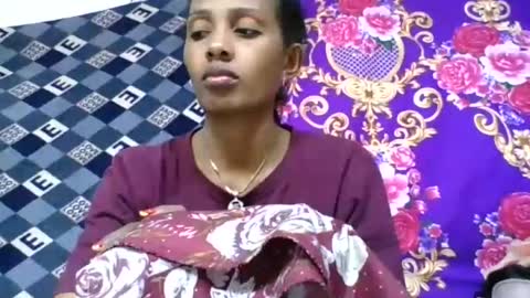 ninie246746 online show from July 2, 8:09 am