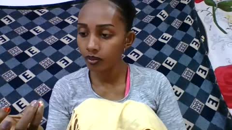 ninie246746 online show from June 23, 6:22 am