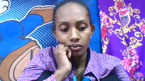 ninie246746 online show from July 17, 6:29 am