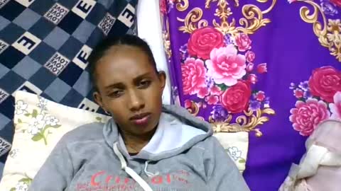 ninie246746 online show from June 30, 10:48 am