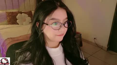 Nina online show from July 31, 1:45 pm