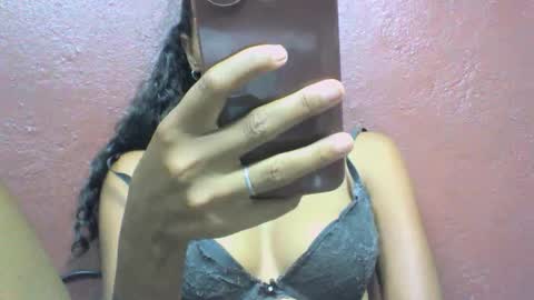 nirinahfy online show from February 2, 4:22 pm