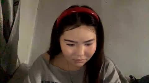 Molly online show from January 9, 8:30 am