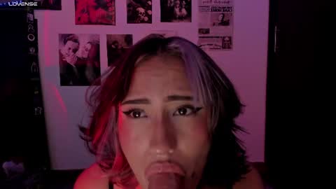 Nixxie  online show from June 22, 3:25 am