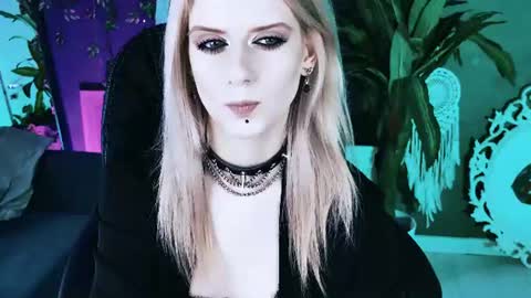 REAL name LiaDM are always open online show from July 9, 4:42 pm