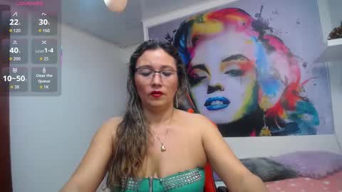 noelia_milfs online show from March 12, 11:29 pm