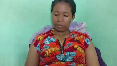 noellah online show from May 6, 9:46 am