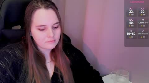 noir_ember_ online show from April 22, 4:59 pm