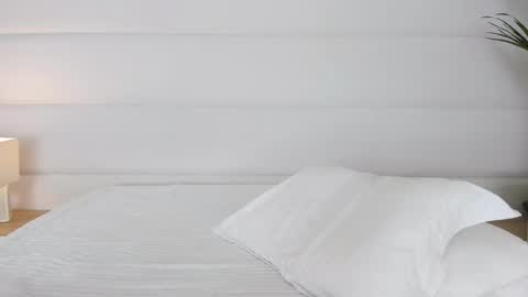 noraaddams online show from March 5, 2:40 am