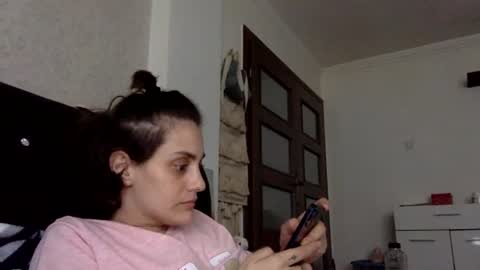 norablues online show from June 13, 12:13 pm