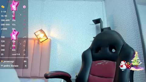 noraloux1 online show from January 5, 5:27 pm