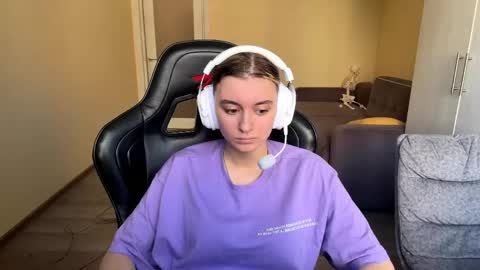 Elena online show from April 28, 6:06 am