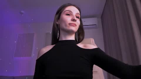 Hazel online show from February 2, 4:26 am