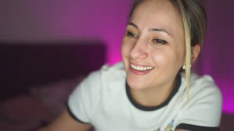 Tina online show from February 8, 2:58 am