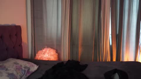 Tina online show from February 22, 9:10 am