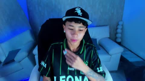 Snapshot of nova_sex1 chatting on September 18, 6:12 am nova online show from September 18, 6:12 am