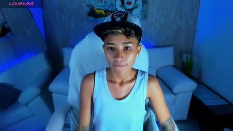 Snapshot of nova_sex1 chatting on October 18, 7:11 am nova online show from October 18, 7:11 am