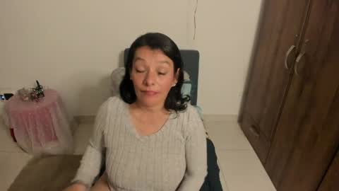 nuit_rose online show from July 24, 2:09 am